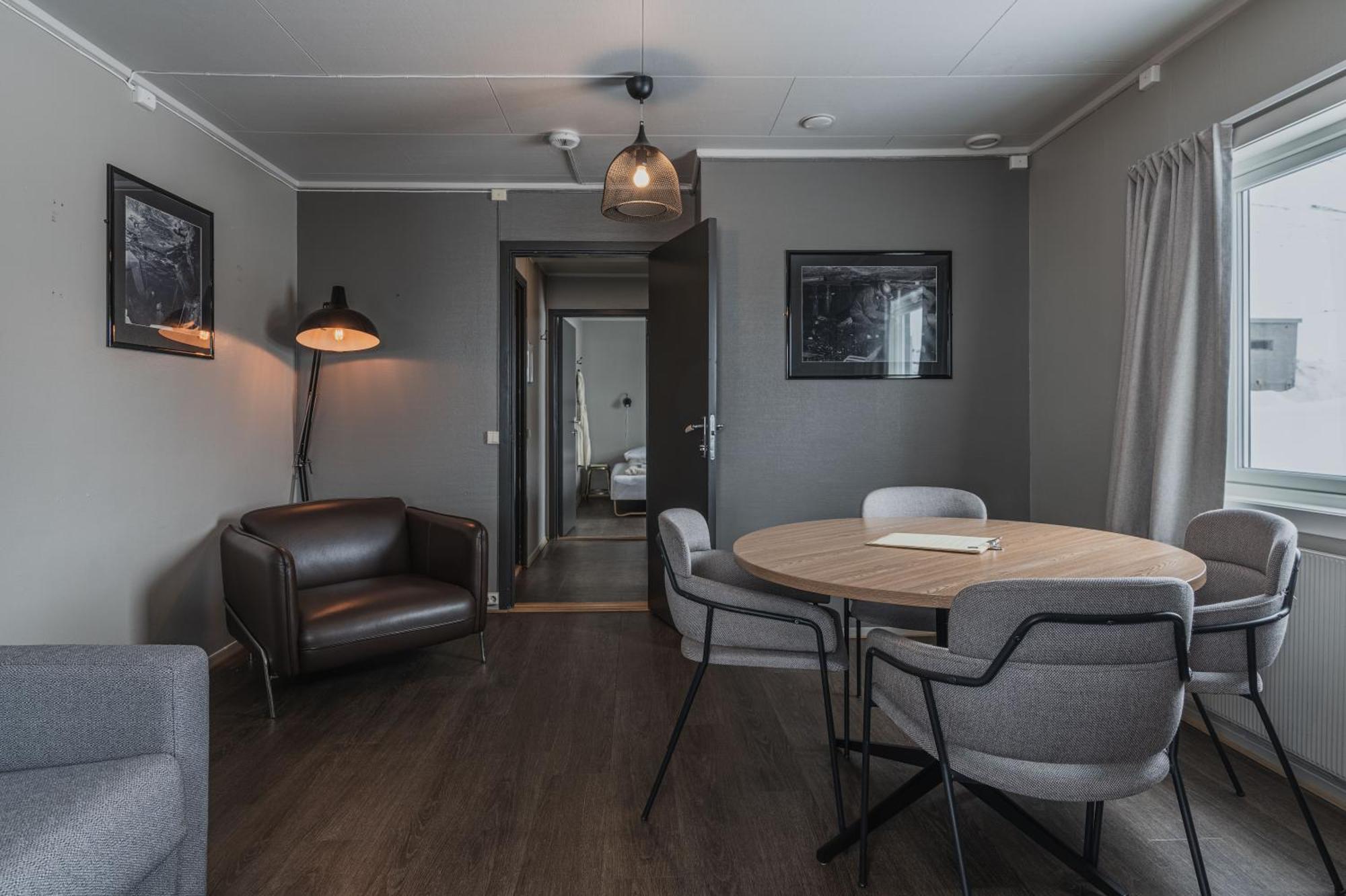 Coal Miners' Cabins Longyearbyen Esterno foto