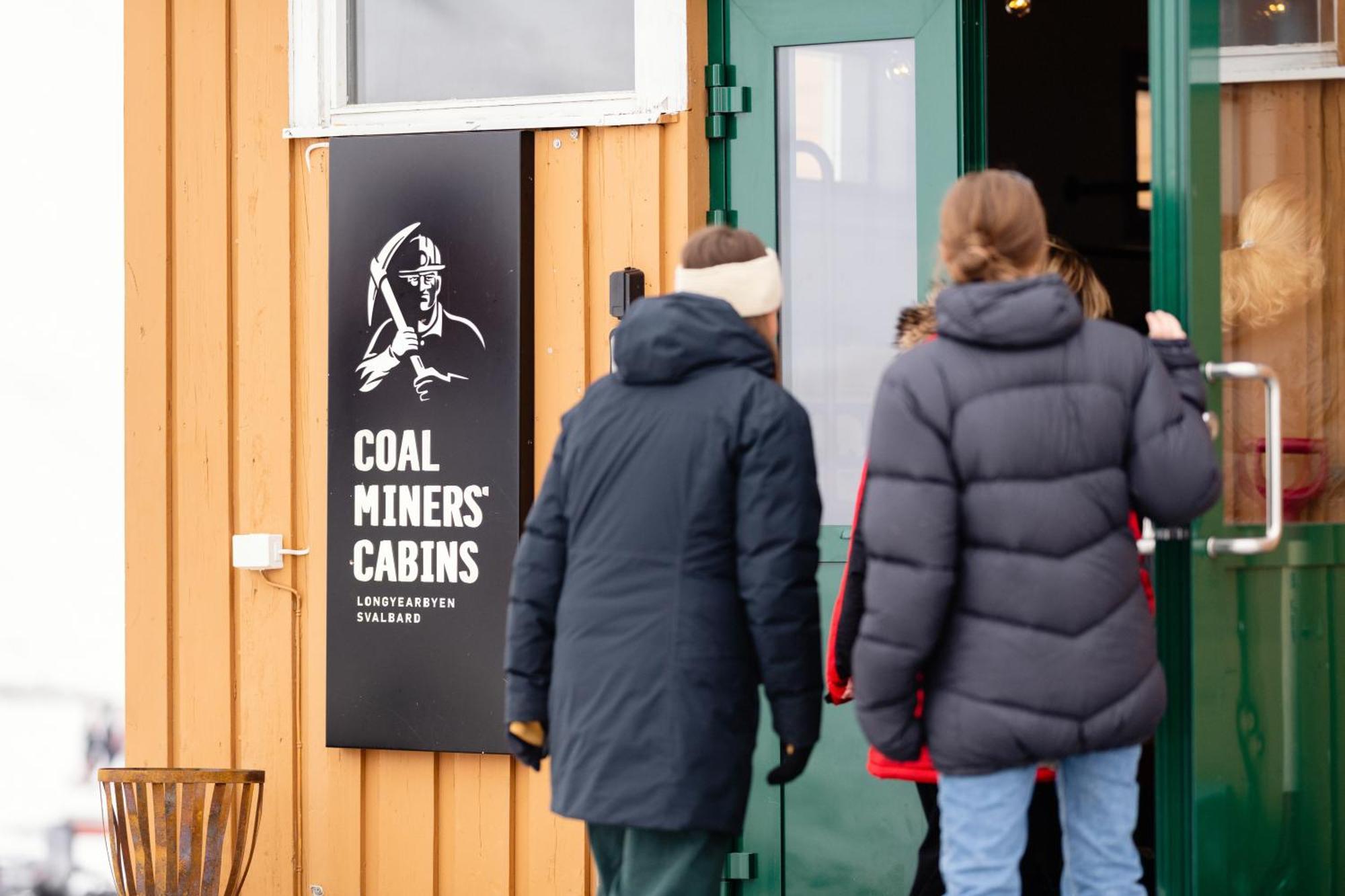 Coal Miners' Cabins Longyearbyen Esterno foto