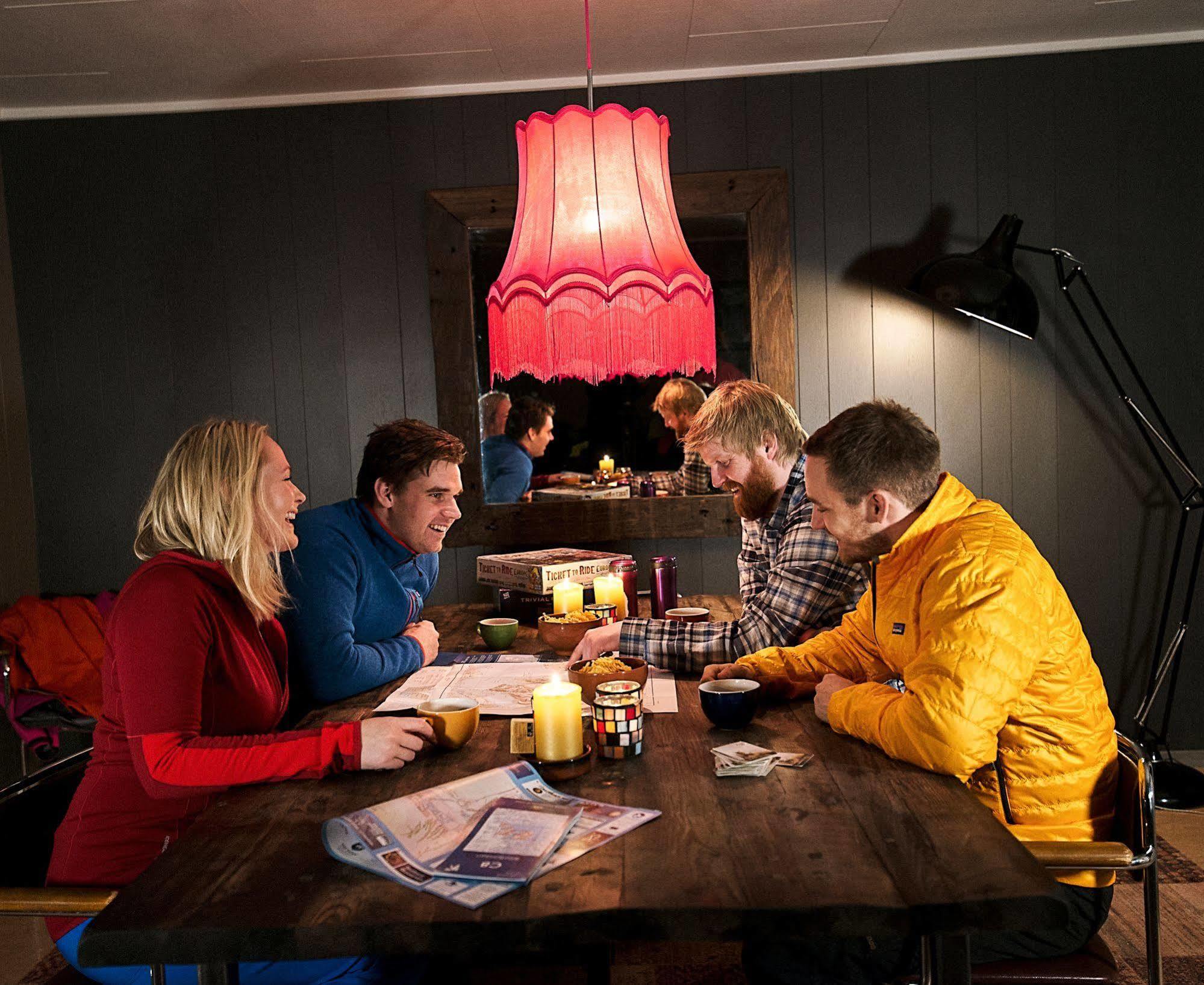 Coal Miners' Cabins Longyearbyen Esterno foto