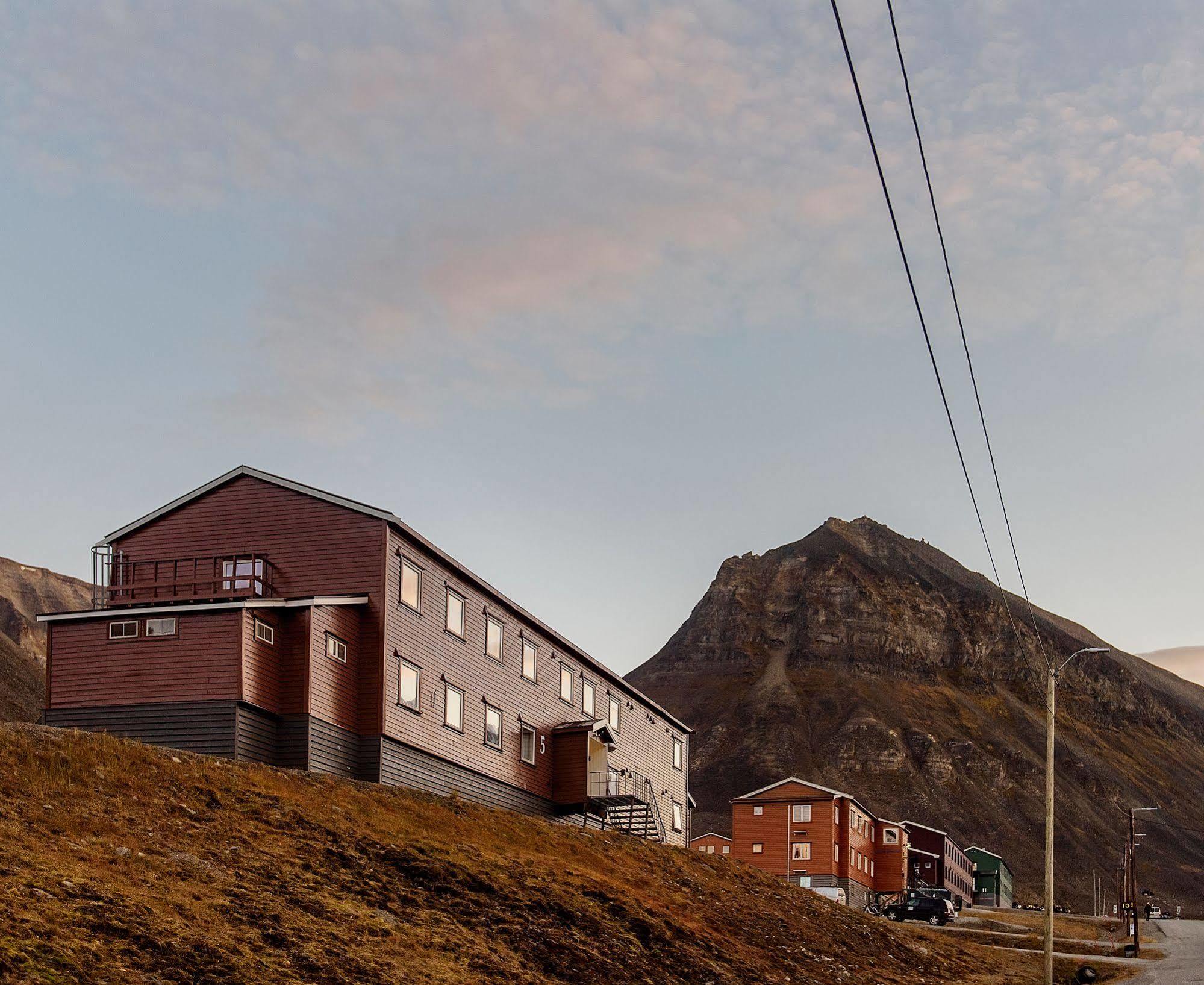 Coal Miners' Cabins Longyearbyen Esterno foto